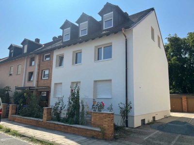 Erstbezug nach Sanierung: Exklusive 3-Zimmer-DG-Wohnung in Bamberg