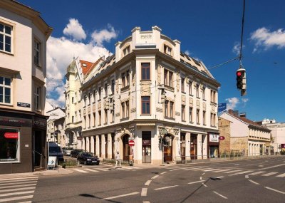 DACHGESCHOSSMAISONETTE MIT KLIMAANLAGE UND TERRASSE