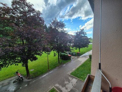 Vollmoebilierte 2-Zimmer-Wohnung mit Balkon ab Juli 2026