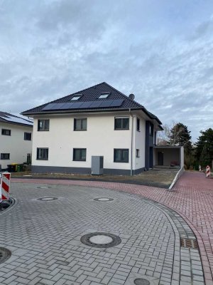 Geräumige, neuwertige 3-Zimmer-Wohnung mit gehobener Innenausstattung in Niederdorfelden