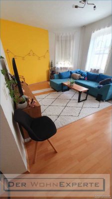 2 Zimmer-Wohnung, Wannenbad, Einbauküche