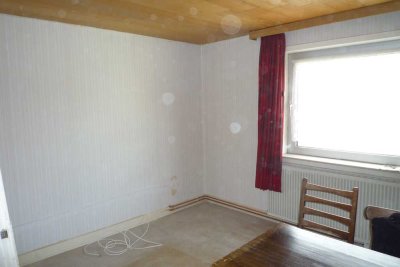 Dachgeschosswohnung mit zwei großen Gauben in Zentrumsnähe - Frei 1.8.2025