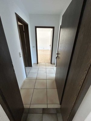 Preiswerte 2-Zimmer-Wohnung mit EBK in Beckingen Erbringen