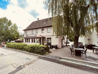 Wohn- und Geschäftshaus, Gasthof / Pension, Fremdenzimmer, Wohnung, Büro, 11 Stellplätze