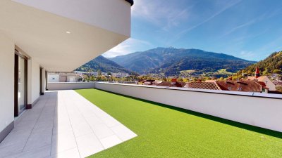 Riesenchance: Erstbeziehbare Penthouse-Wohnung mit gigantischer Dachterrasse in prächtiger Aussichtslage!