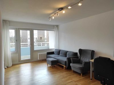 Möbliert! von Privat:Attraktive,sonnige 2-Zimmer-Wohnung mit EBK&Balkon in zentraler Lage, Ratingen
