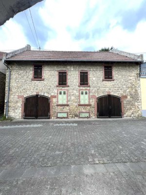 Bruchstein-Winzerkeller mit eigenem Weinberg am Haus - JETZT kaufen - im FRÜHJAHR ausbauen
