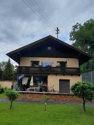 2 Zimmer Altbauwohnung 1. OG Rosenheim Süd