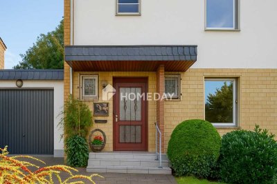 Charmante Doppelhaushälfte mit Potenzial – ruhige Lage, Gartenidylle und viel Gestaltungsspielraum