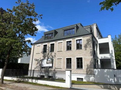 Exklusives Penthaus in einer Neubau-Stadtvilla in Zehlendorf-Schlachtensee nahe Mexikoplatz