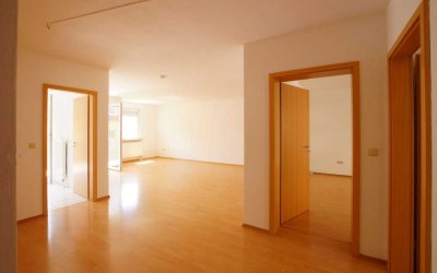 Schöne, helle 3-Zimmer-Wohnung mit Südbalkon in Bamberg, ca. 850 m östlich vom Bahnhof