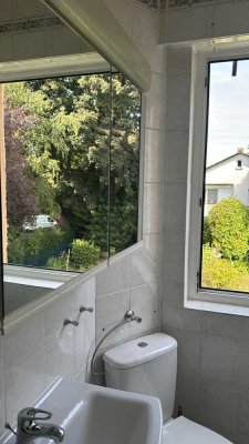 Komplett renovierte 3-Zimmer-Wohnung mit EBK und Gartenanteil in Hattersheim