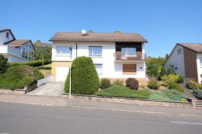 Gepflegtes Einfamilienhaus mit Garten im beliebten Stadtteil Frauenberg !