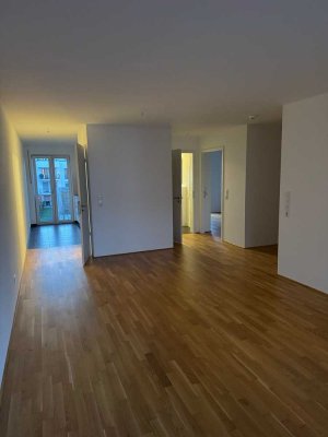2 Zimmer-Wohnung inkl.  Einbauküche und Stellplatz in Frankfurt am Main/Preungesheim