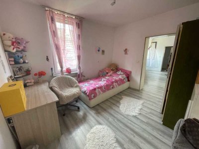 KAPITALANLAGE:  Vermietete 4-Zimmer-Wohnung in Gostenhof mit guter Rendite zu verkaufen