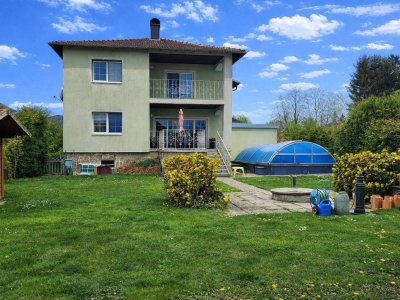 GERÄUMIGES EIN- oder ZWEIFAMILIENHAUS IN WÜRMLA