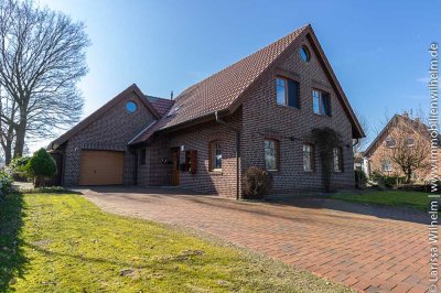 Gepflegtes Einfamilienhaus mit Garage und PV-Anlage in Surwold