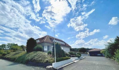 Ehemalige Unternehmervilla mit 500 qm Wohnfläche! 2392 qm Grundstück direkte Wald- und Feldrandlage!