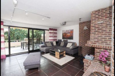 Attraktive und gepflegte 4-Raum-DG-Wohnung mit geh. Innenausstattung mit Balkon und EBK