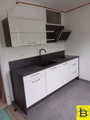 15388 Neue Küche, neue Böden! Singlewohnung