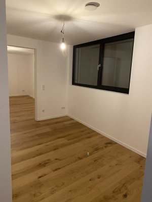 Bj.2020/2021 Moderne 1,5 Zimmer Wohnung in Littenweiler