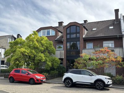 Lichtdurchflutete 2 Zi.-Whg. (vermietet) mit Balkon in Ortskernnähe von Düsseldorf-Angermund