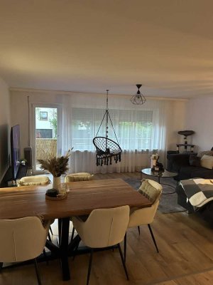Helle 3-Zimmer-Wohnung mit Seeblick & Balkon in Wallhausen