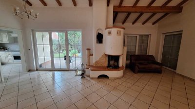 Freistehender Bungalow auf 505qm Eckgrundstück