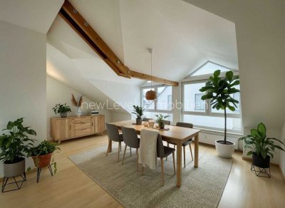Helle 3-Zi.-Dachgeschosswohnung im Nordosten von Ingolstadt