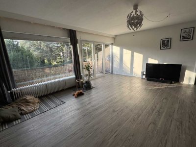 Wohnung mit zwei Zimmern sowie Balkon in Düren