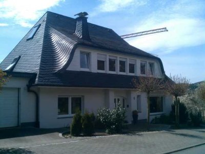 Großzügiges Einfamilienhaus (218m²) mit Einliegerwohnung (52m²)