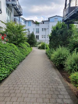 ruhig, sicher und im Park großzügige 2-Zimmer Wohnung mit großer Terrasse