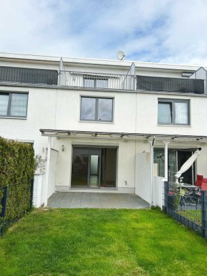 Charmantes Reihenmittelhaus mit 4 Zimmern in Berlin-Haselhorst