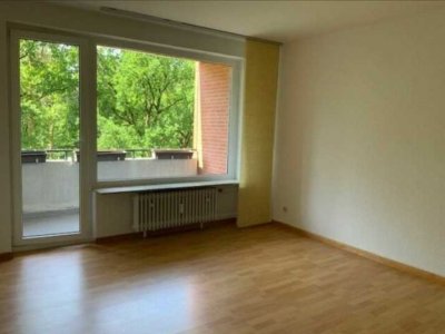 2-Zimmer-Wohnung mi Balkon und EBK in Kaltenmoor, Lüneburg.