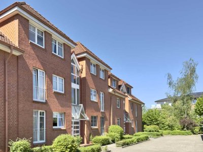 Sanierte Maisonette in ruhiger Hinterlage - 3 Räume, Dachterrasse u. TG-Stellplatz