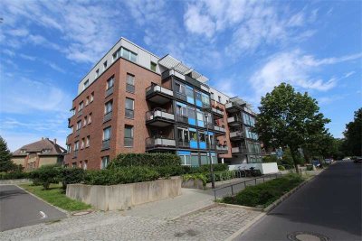 Komfortable 4-Zimmer Wohnung mit großzügigem Balkon und Fahrstuhl!