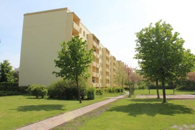 Traumhafte 2-Raum-Wohnung im Erdgeschoss in exklusiver Wohnanlage mit Balkon zu vermieten
