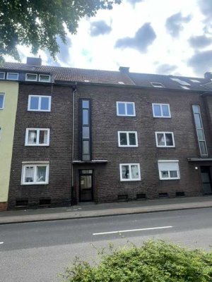 *Top renovierte 4-Zimmer-Wohnung*