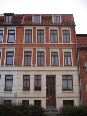 Einfach gut-kleine 2-Zimmer-Erdgeschoss-Wohnung in Hafennähe