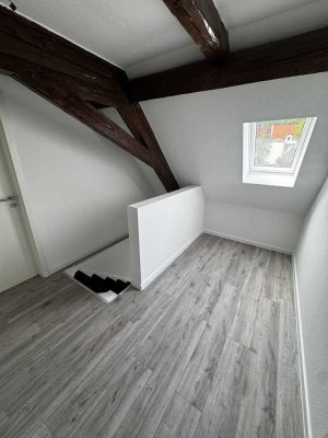 großzügige Wohnung in denkmalgeschützer Immobilie