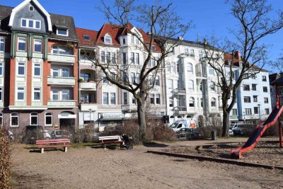 Singles aufgepasst: 2-Zimmer-Dachgeschosswohnung direkt am Blücherplatz in einem ruhigen Wohnhaus