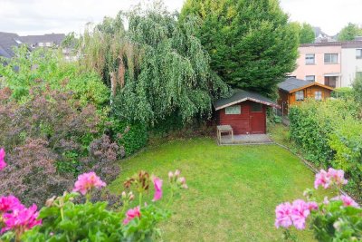 Bochum-Harpen, Reihenendhaus mit 2 Wohnungen.....