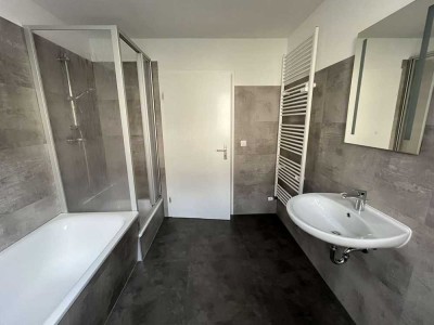 Ihr neues Zuhause im Erdgeschoss – Einbauküche und Pachtgarten nach Wunsch