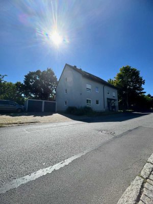 Stilvolle 6-Zimmer-Wohnung mit Dachstudio und zwei Balkonen!