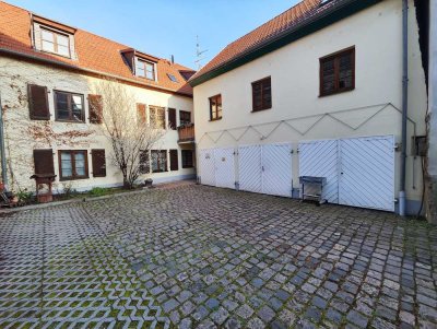 Schöne 4 Zimmer Wohnung in gefragter Lage