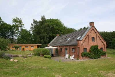 Ein Solitär auf der wunderschönen Insel Rügen – Architektenhaus in altem Backstein