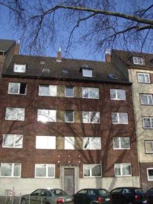 Wunderschöne Dachgeschoss-Wohnung inkl. EBK im Zooviertel!