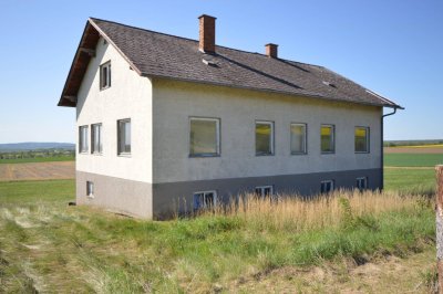 Rohbauobjekt mit Fernblick in Markt Neuhodis – ca. 117m² Wnfl um nur € 89.000 !