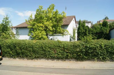 Günstiges, gepflegtes 6-Raum-Einfamilienhaus in Oberderdingen