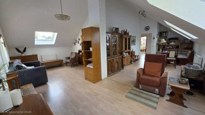 Helle 2-Zimmer Einliegerwohnung im 1. OG für Hundefan in Köln-Pesch